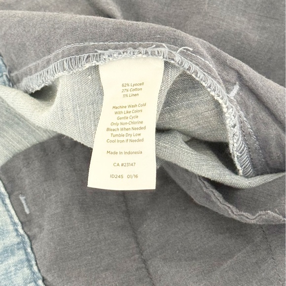 TALBOTS Women’s Blue Chambray Wide Leg Pants Lyocell Cotton Pockets Sz 4 Petite - Picture 6 of 6